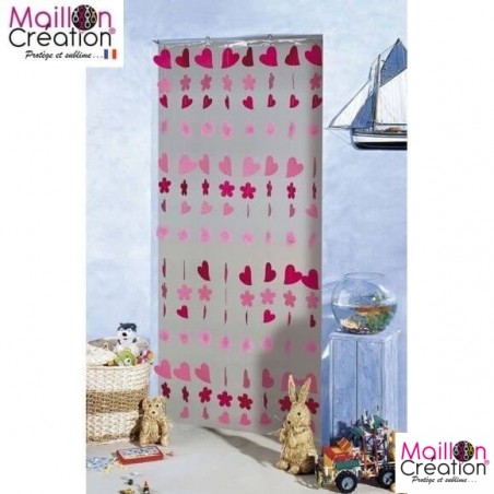 Portière cœurs et pompons roses