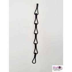chaîne noire avec grands maillons pour fabriquer un rideau de porte en chainette quinconce