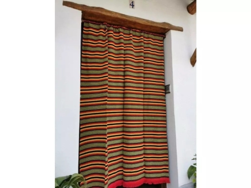 Le Rideau Anti-Mouche Espagnol Made in France : L'Union Parfaite de Tradition et